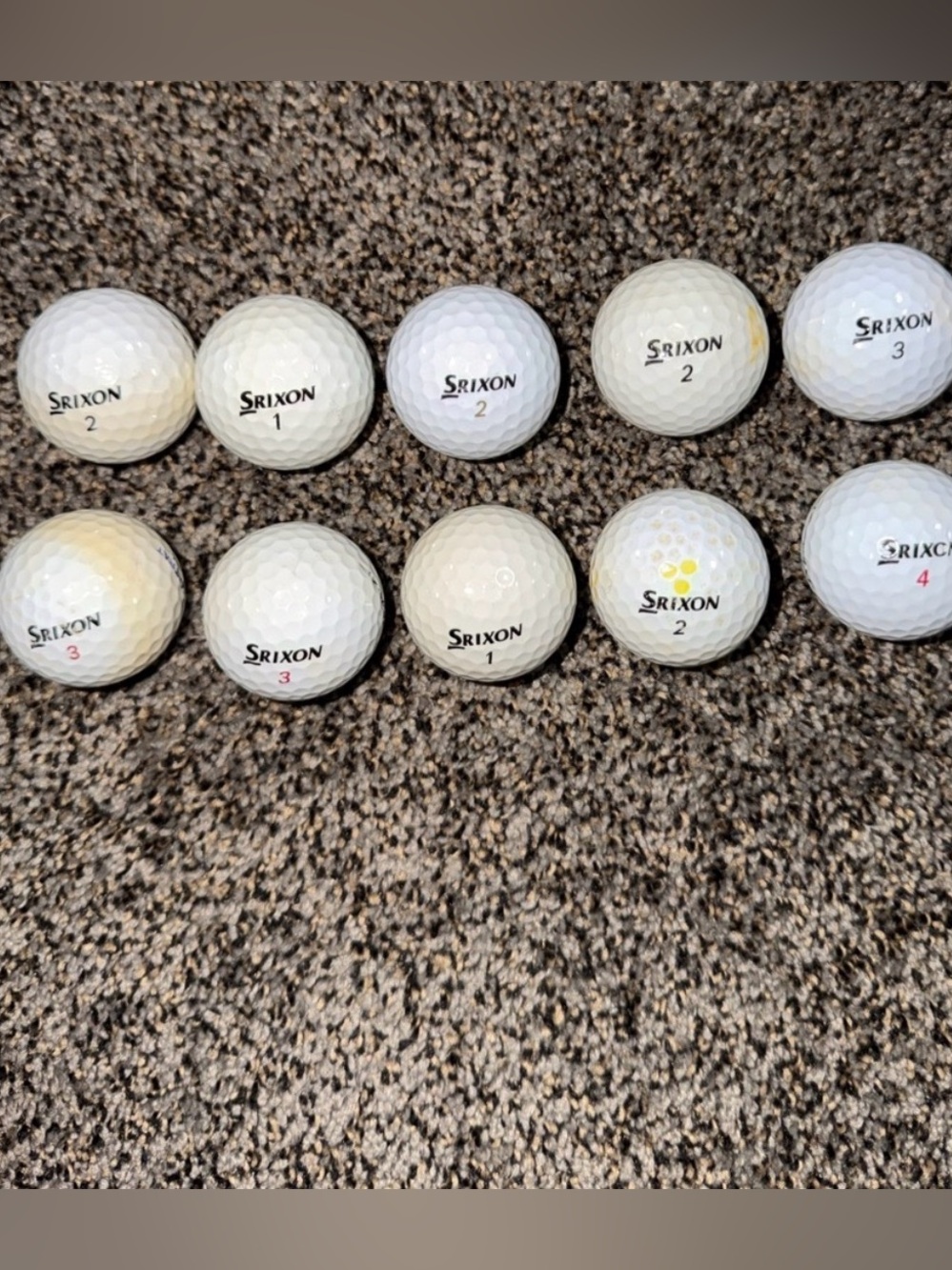 (20) Srixon Golf Balls. (10)Qstar (10) ZStar. All Hand Cleaned and in Good Shape